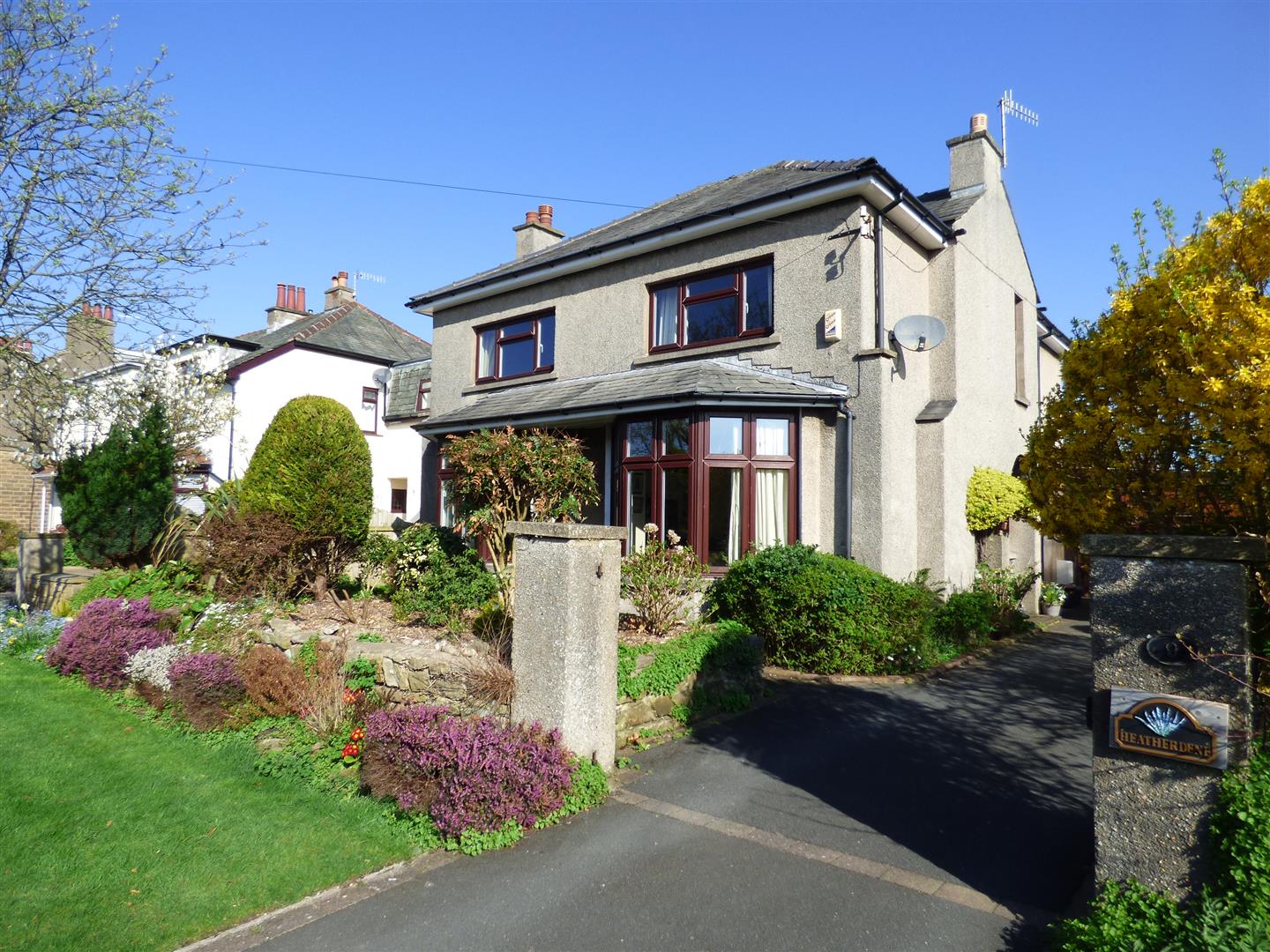 Whinfell Drive, Lancaster R&B Estate Agents